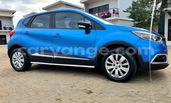 Acheter Occasion Voiture Renault Captur Bleu à Windhoek, Namibie Acheter Occasion Voiture Renault Captur Bleu à Windhoek, Namibie