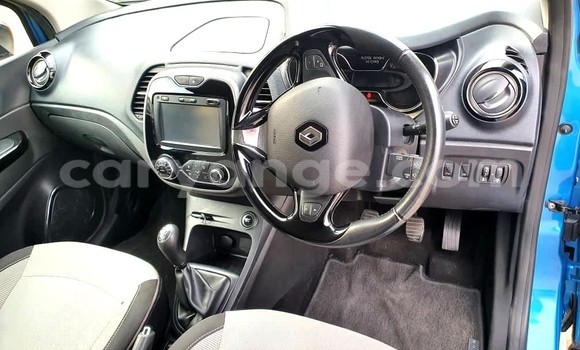 Acheter Occasion Voiture Renault Captur Bleu à Windhoek, Namibie Acheter Occasion Voiture Renault Captur Bleu à Windhoek, Namibie