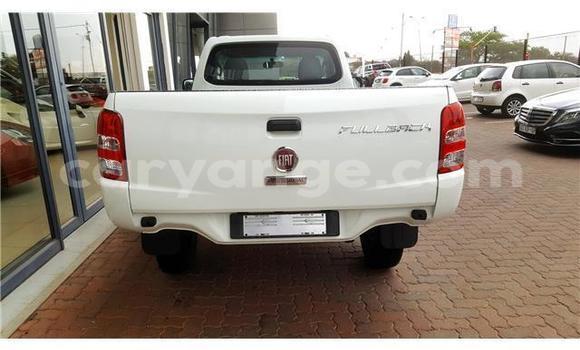 Buy Used Toyota Hilux White Car in Henties Bay in Erongo Buy Used Toyota Hilux White Car in Henties Bay in Erongo