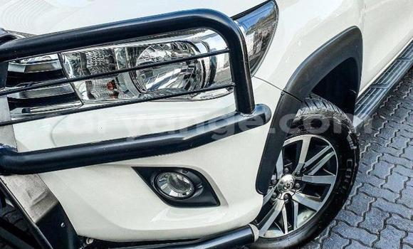 Acheter Occasion Voiture Toyota Hilux Blanc à Karasburg, Karas Acheter Occasion Voiture Toyota Hilux Blanc à Karasburg, Karas