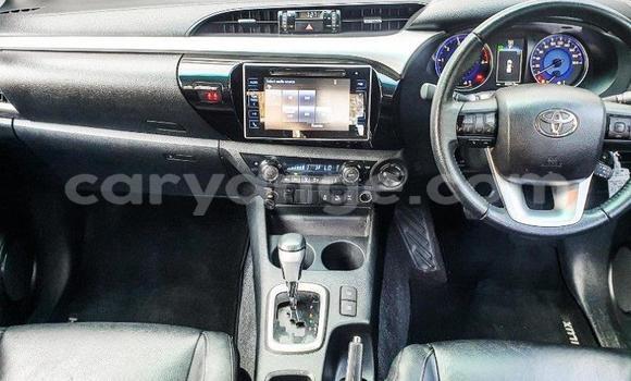 Acheter Occasion Voiture Toyota Hilux Blanc à Karasburg, Karas Acheter Occasion Voiture Toyota Hilux Blanc à Karasburg, Karas