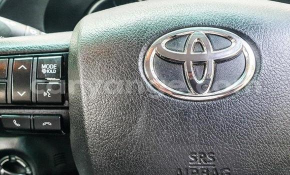 Acheter Occasion Voiture Toyota Hilux Blanc à Karasburg, Karas Acheter Occasion Voiture Toyota Hilux Blanc à Karasburg, Karas
