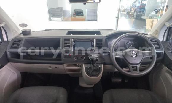 Buy Used Volkswagen Caravelle White Car in Henties Bay in Erongo Buy Used Volkswagen Caravelle White Car in Henties Bay in Erongo