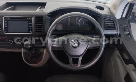 Buy Used Volkswagen Caravelle White Car in Henties Bay in Erongo Buy Used Volkswagen Caravelle White Car in Henties Bay in Erongo