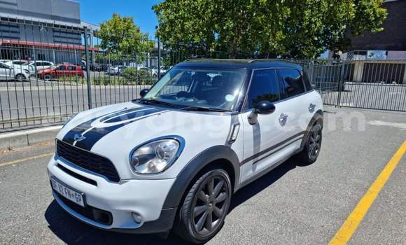 Buy Used Mini Countryman White Car in Grootfontein in Namibia