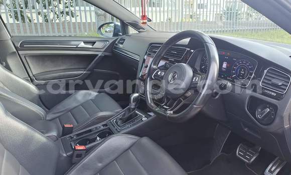 Acheter Occasion Voiture Volkswagen Golf R Blanc à Katima Mulilo, Caprivi Acheter Occasion Voiture Volkswagen Golf R Blanc à Katima Mulilo, Caprivi