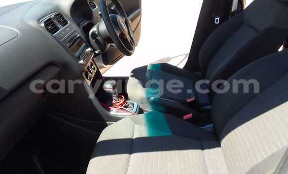 Acheter Occasion Voiture Volkswagen Polo Gris à Windhoek, Namibie Acheter Occasion Voiture Volkswagen Polo Gris à Windhoek, Namibie