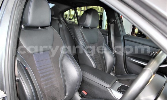 Acheter Occasion Voiture BMW 3–Series Gris à Karasburg, Karas Acheter Occasion Voiture BMW 3–Series Gris à Karasburg, Karas