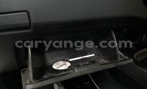 Acheter Occasion Voiture Toyota Hilux Blanc à Swakopmund, Namibie Acheter Occasion Voiture Toyota Hilux Blanc à Swakopmund, Namibie