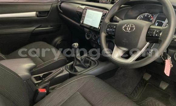 Buy Used Toyota Hilux White Car in Gobabis in Omaheke Buy Used Toyota Hilux White Car in Gobabis in Omaheke