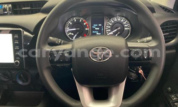 Buy Used Toyota Hilux White Car in Gobabis in Omaheke Buy Used Toyota Hilux White Car in Gobabis in Omaheke