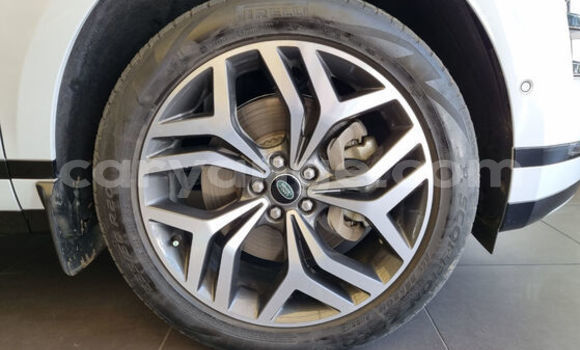 Acheter Occasion Voiture Land Rover Range Rover Evoque Blanc à Karasburg, Karas Acheter Occasion Voiture Land Rover Range Rover Evoque Blanc à Karasburg, Karas