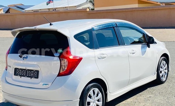 Acheter Occasion Voiture Nissan Note Blanc à Windhoek, Namibie Acheter Occasion Voiture Nissan Note Blanc à Windhoek, Namibie