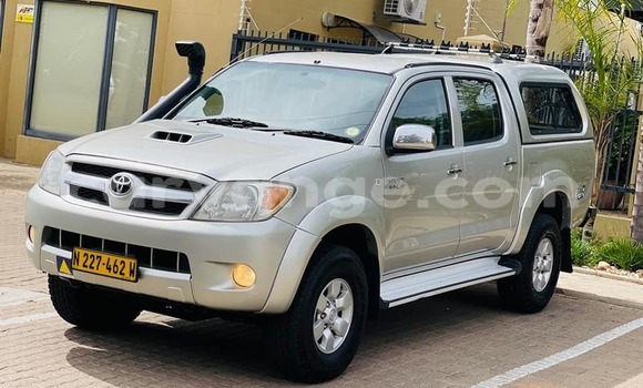 Acheter Occasion Voiture Toyota Hilux Blanc à Windhoek, Namibie Acheter Occasion Voiture Toyota Hilux Blanc à Windhoek, Namibie