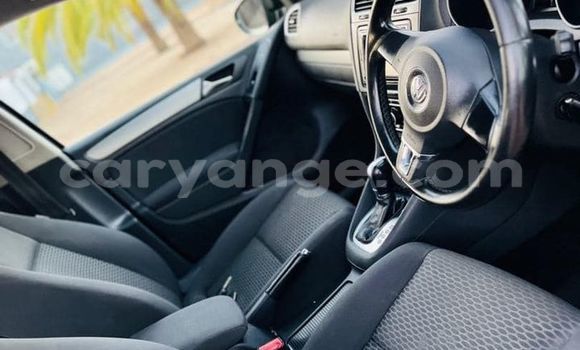 Acheter Occasion Voiture DS 3 Bleu à Windhoek, Namibie Acheter Occasion Voiture DS 3 Bleu à Windhoek, Namibie