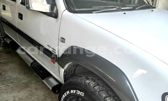Acheter Occasion Voiture Isuzu KB Blanc à Windhoek, Namibie Acheter Occasion Voiture Isuzu KB Blanc à Windhoek, Namibie