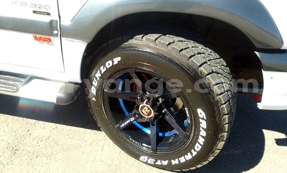 Acheter Occasion Voiture Isuzu KB Blanc à Windhoek, Namibie Acheter Occasion Voiture Isuzu KB Blanc à Windhoek, Namibie