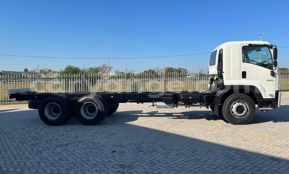 Buy Used Isuzu FTR 850 White Truck in Windhoek in Namibia Buy Used Isuzu FTR 850 White Truck in Windhoek in Namibia