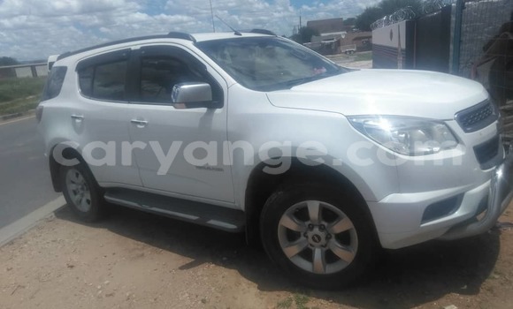 Acheter Occasion Voiture Chevlolet Spin Blanc à Windhoek, Namibie Acheter Occasion Voiture Chevlolet Spin Blanc à Windhoek, Namibie