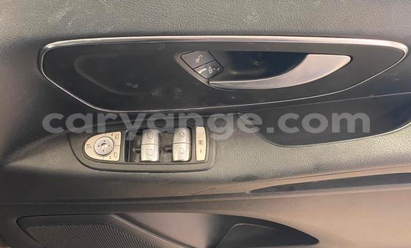 Acheter Occasion Voiture Mercedes-Benz Vito Noir à Windhoek, Namibie Acheter Occasion Voiture Mercedes-Benz Vito Noir à Windhoek, Namibie