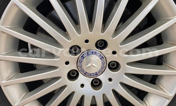 Acheter Occasion Voiture Mercedes-Benz Vito Noir à Windhoek, Namibie Acheter Occasion Voiture Mercedes-Benz Vito Noir à Windhoek, Namibie