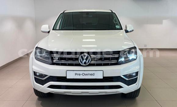 Buy Used Volkswagen Amarok White Car in Windhoek in Namibia Buy Used Volkswagen Amarok White Car in Windhoek in Namibia