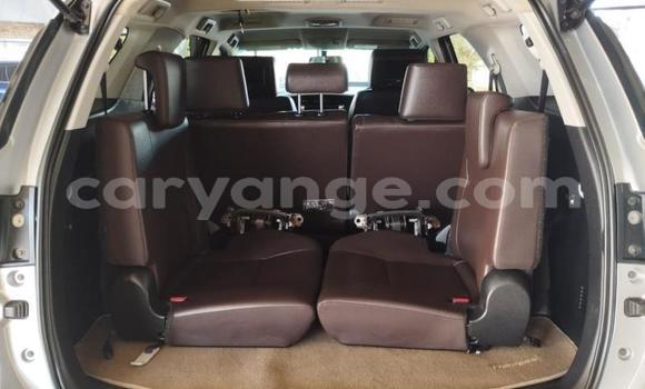 Acheter Occasion Voiture Toyota Fortuner Gris à Import - Dubai, Namibie Acheter Occasion Voiture Toyota Fortuner Gris à Import - Dubai, Namibie