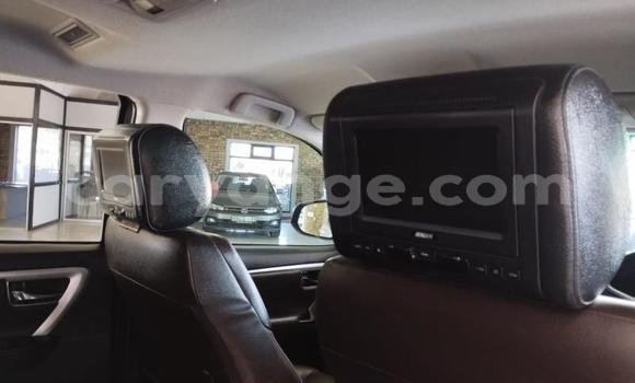 Acheter Occasion Voiture Toyota Fortuner Gris à Import - Dubai, Namibie Acheter Occasion Voiture Toyota Fortuner Gris à Import - Dubai, Namibie