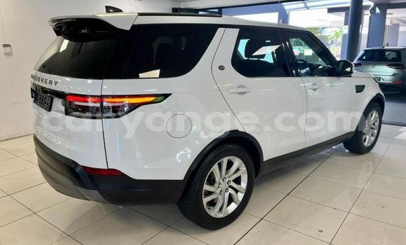 Buy Used Land Rover Discovery Silver Car in Karasburg in Karas Buy Used Land Rover Discovery Silver Car in Karasburg in Karas