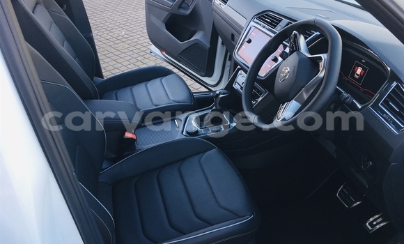 Acheter Occasion Voiture Volkswagen Tiguan Blanc à Karasburg, Karas Acheter Occasion Voiture Volkswagen Tiguan Blanc à Karasburg, Karas