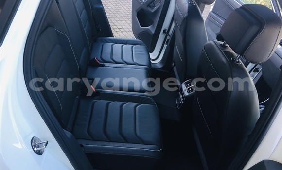 Acheter Occasion Voiture Volkswagen Tiguan Blanc à Karasburg, Karas Acheter Occasion Voiture Volkswagen Tiguan Blanc à Karasburg, Karas