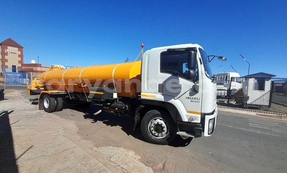 Buy Used Isuzu FTR 850 White Truck in Karasburg in Karas Buy Used Isuzu FTR 850 White Truck in Karasburg in Karas