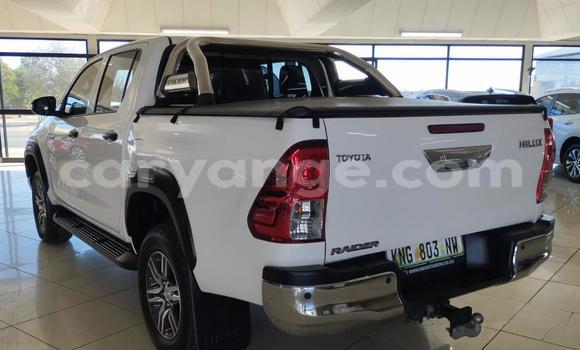 Buy Used Toyota Hilux White Car in Karasburg in Karas Buy Used Toyota Hilux White Car in Karasburg in Karas
