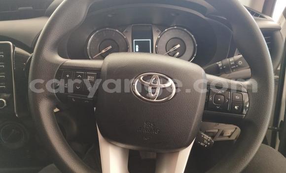 Buy Used Toyota Hilux White Car in Karasburg in Karas Buy Used Toyota Hilux White Car in Karasburg in Karas