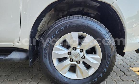 Buy Used Toyota Hilux White Car in Karasburg in Karas Buy Used Toyota Hilux White Car in Karasburg in Karas