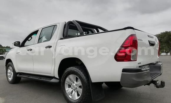 Buy Used Toyota Hilux White Car in Karasburg in Karas Buy Used Toyota Hilux White Car in Karasburg in Karas