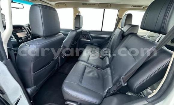 Acheter Occasion Voiture Mitsubishi Pajero Blanc à Henties Bay, Erongo Acheter Occasion Voiture Mitsubishi Pajero Blanc à Henties Bay, Erongo