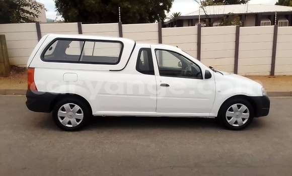 Buy Used Nissan NP 300 White Car in Windhoek in Namibia Buy Used Nissan NP 300 White Car in Windhoek in Namibia