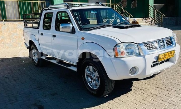 Buy Used Nissan NP 300 White Car in Windhoek in Namibia Buy Used Nissan NP 300 White Car in Windhoek in Namibia