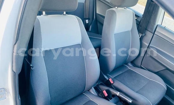 Buy Used Pontiac Aztek White Car in Windhoek in Namibia Buy Used Pontiac Aztek White Car in Windhoek in Namibia