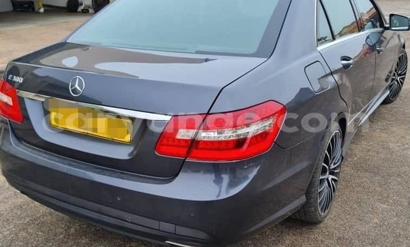 Acheter Occasion Voiture Mercedes-Benz E200 Beige à Windhoek, Namibie Acheter Occasion Voiture Mercedes-Benz E200 Beige à Windhoek, Namibie