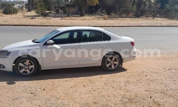 Acheter Occasion Voiture Jeep Cherokee Blanc à Windhoek, Namibie Acheter Occasion Voiture Jeep Cherokee Blanc à Windhoek, Namibie