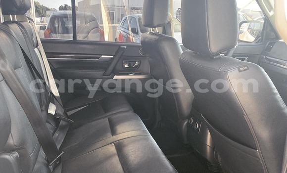 Acheter Occasion Voiture Mitsubishi Pajero Blanc à Windhoek, Namibie Acheter Occasion Voiture Mitsubishi Pajero Blanc à Windhoek, Namibie