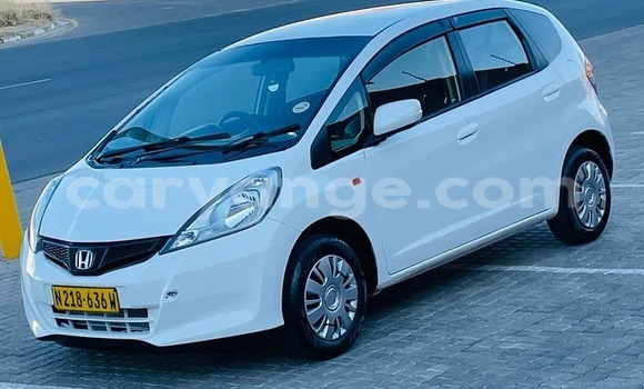 Acheter Occasion Voiture Honda FIT Blanc à Windhoek, Namibie Acheter Occasion Voiture Honda FIT Blanc à Windhoek, Namibie