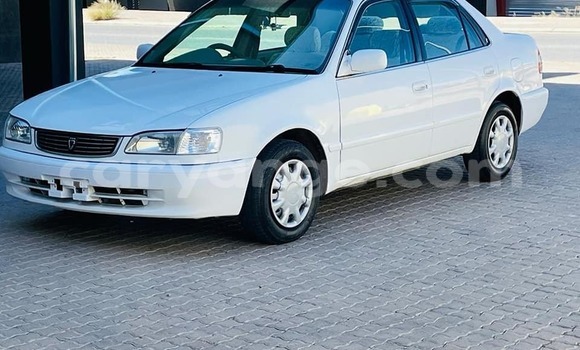 Acheter Occasion Voiture Toyota Corolla Blanc à Windhoek, Namibie Acheter Occasion Voiture Toyota Corolla Blanc à Windhoek, Namibie