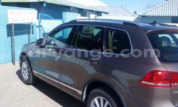 Acheter Occasion Voiture Toyota 4Runner Blanc à Windhoek, Namibie Acheter Occasion Voiture Toyota 4Runner Blanc à Windhoek, Namibie