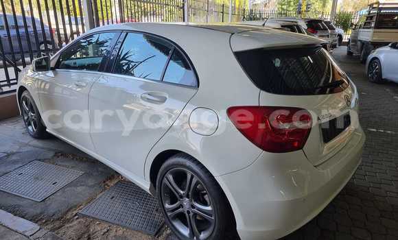 Acheter Occasion Voiture Mercedes-Benz A–Class Blanc à Windhoek, Namibie Acheter Occasion Voiture Mercedes-Benz A–Class Blanc à Windhoek, Namibie
