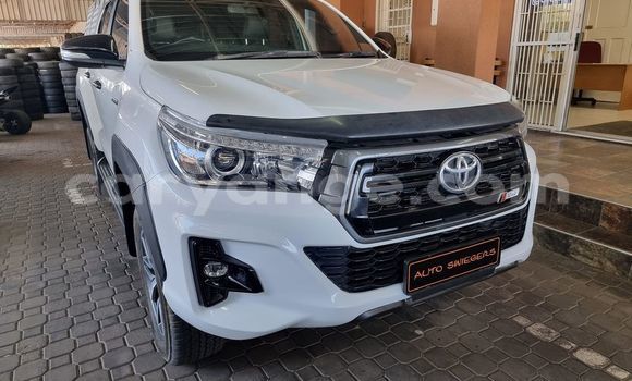 Buy Used Toyota Hilux White Car in Windhoek in Namibia