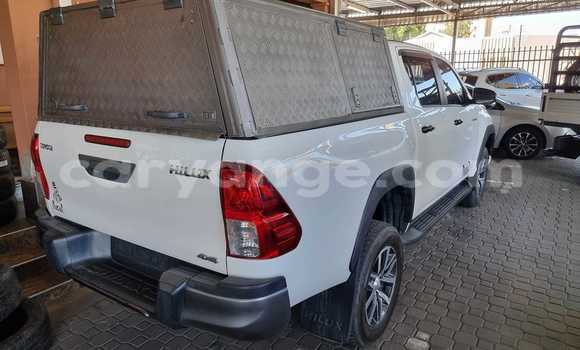 Acheter Occasion Voiture Toyota Hilux Blanc à Windhoek, Namibie Acheter Occasion Voiture Toyota Hilux Blanc à Windhoek, Namibie