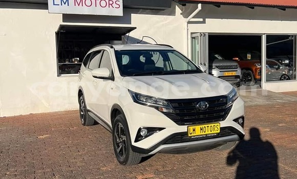Buy Used Toyota Rush White Car in Windhoek in Namibia Buy Used Toyota Rush White Car in Windhoek in Namibia